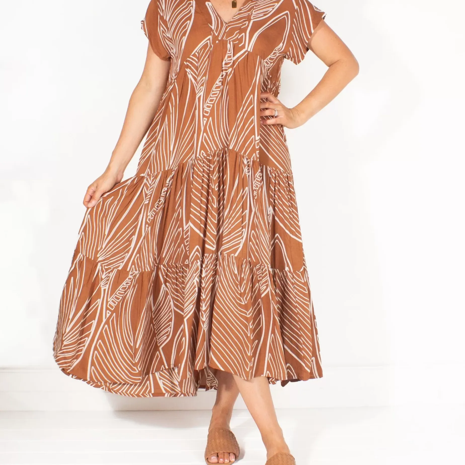 Cartlin Dark Tan Leaf