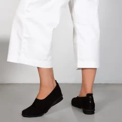 Denako Black