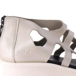 Ikyade Metallic Beige
