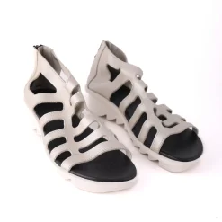 Ikyade Metallic Beige