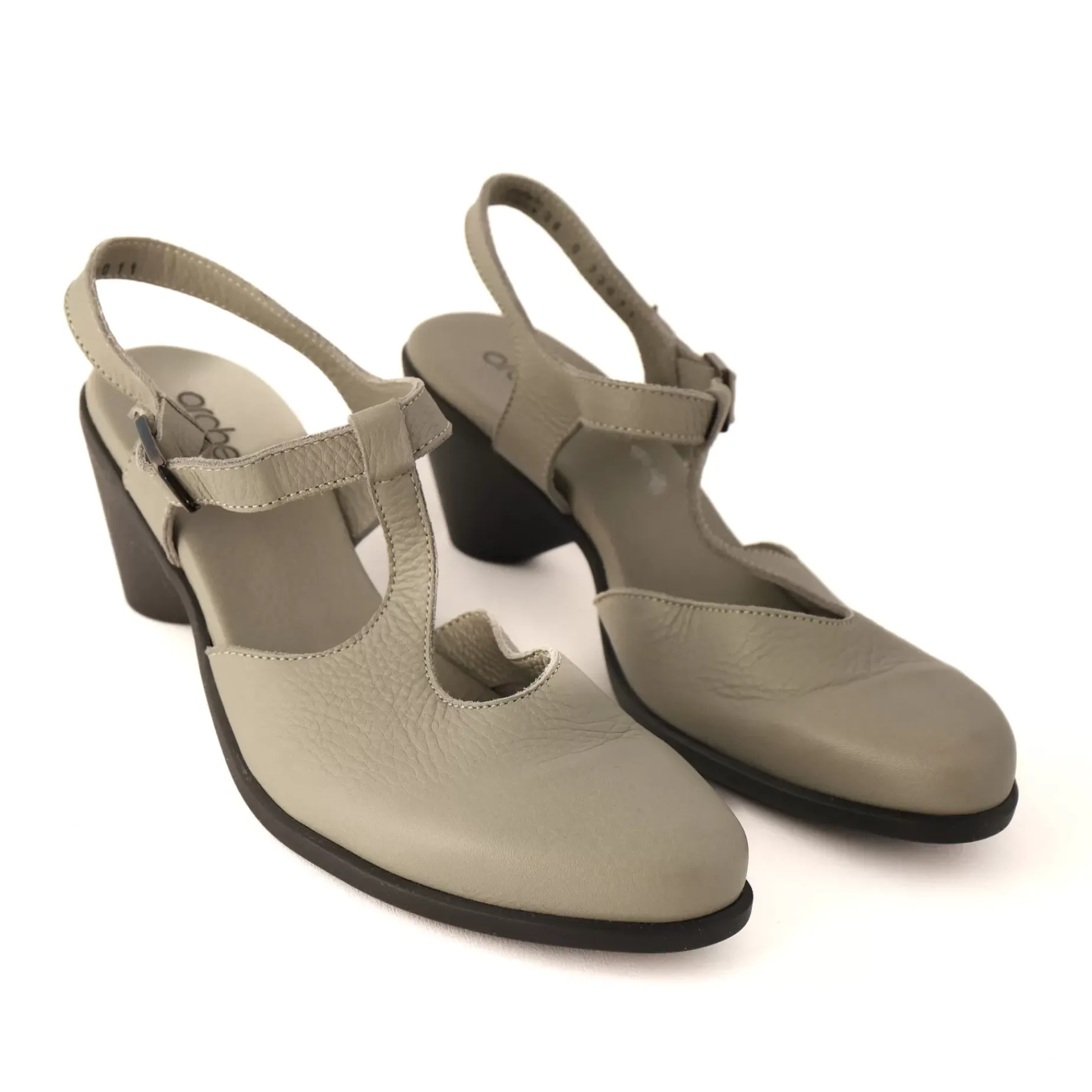 Naokya Grey Leather