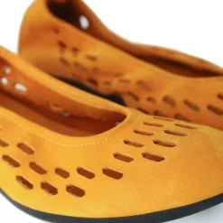 Onizza Mustard Nubuck