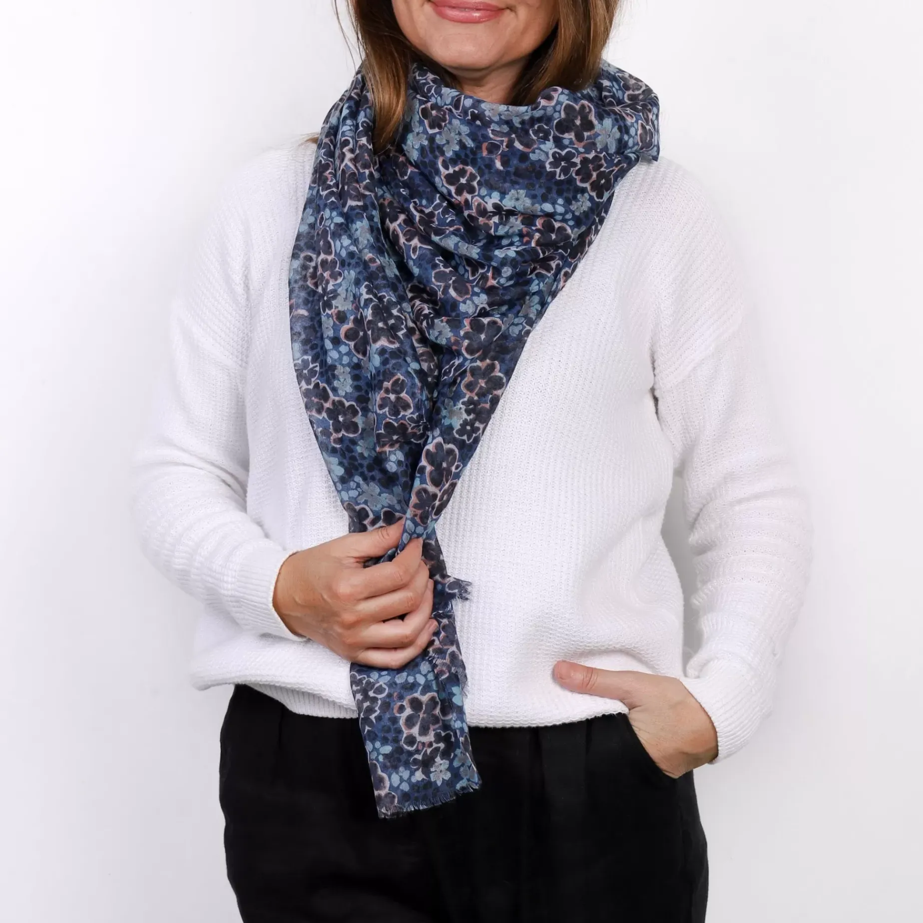 Posy Blue
