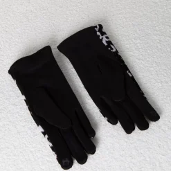 Zaria Black